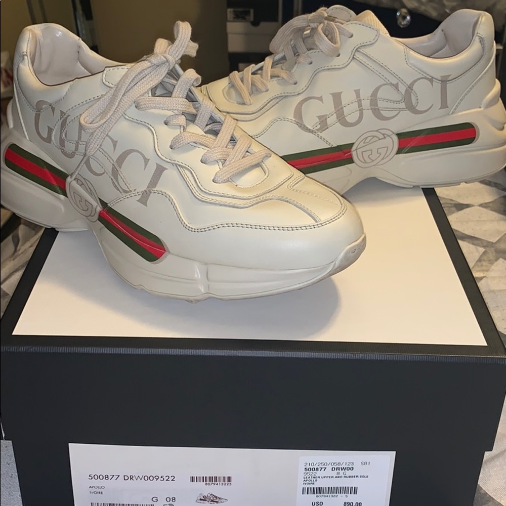 AUTHENTIC Men Gucci sneakers